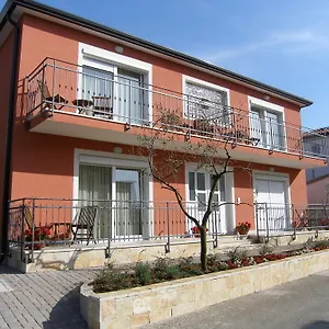 Nina , Umag Chorwacja