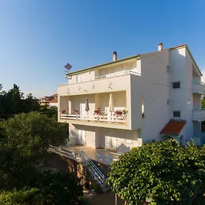 Lena , Zadar Chorwacja