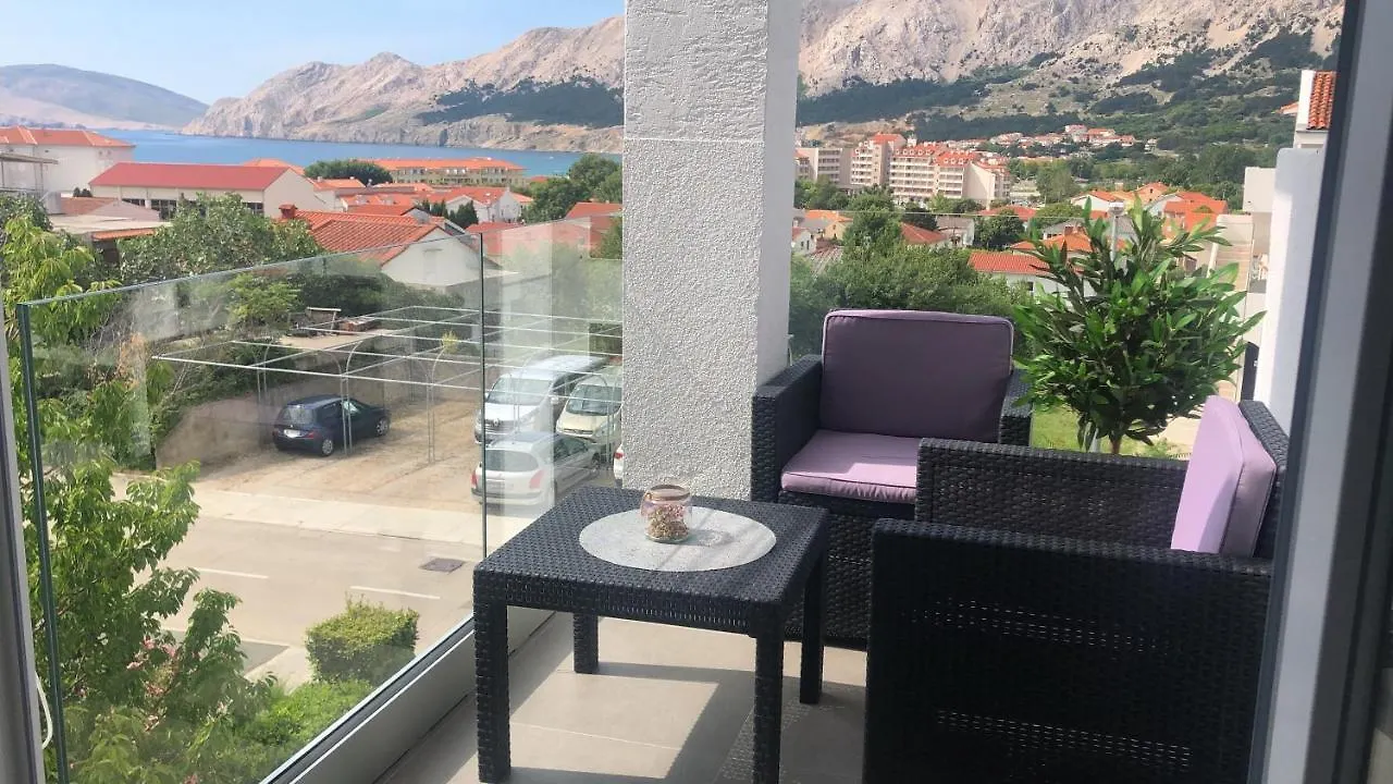 King'S Apartment Baska  Croatia
